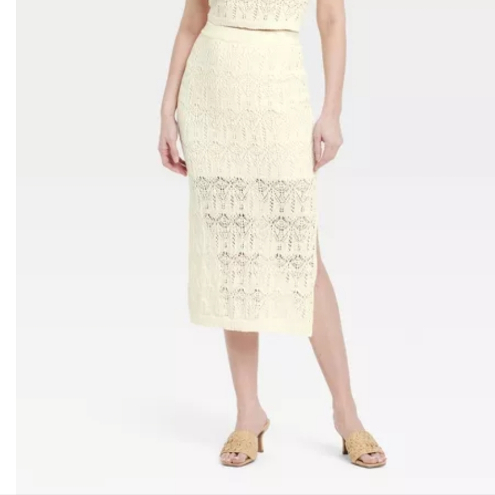 A New Day Crochet-Style Midi Sweater Skirt Size Medium